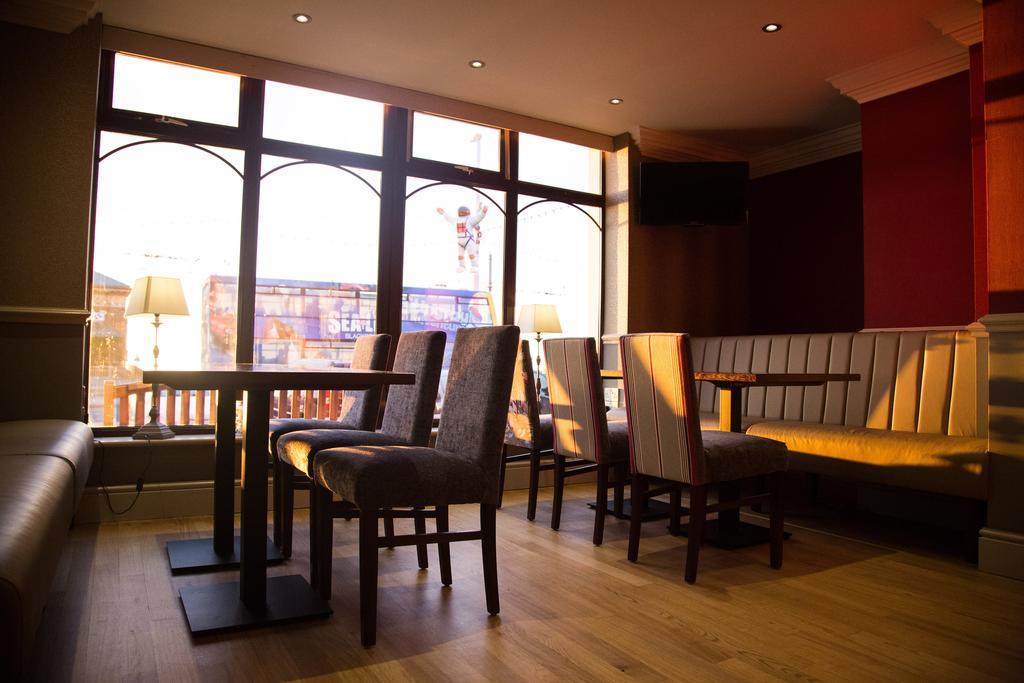Hotel Sheraton Blackpool Esterno foto